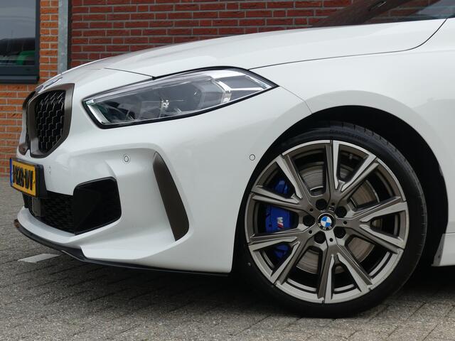 BMW 1-SERIE M135i xDrive High Executive