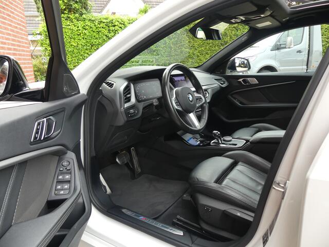 BMW 1-SERIE M135i xDrive High Executive