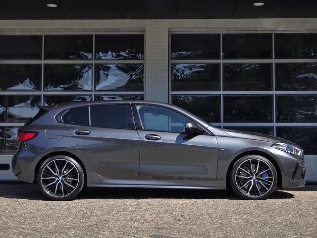 BMW 1-SERIE 118i High Executive Edition M SPORT | 19 INCH LM VELGEN | LEDER | CAMERA | SPORTSTOELEN |