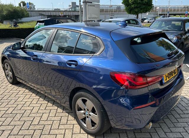 BMW 1-SERIE 118i Executive Edition Automaat| LM velgen | NL Auto