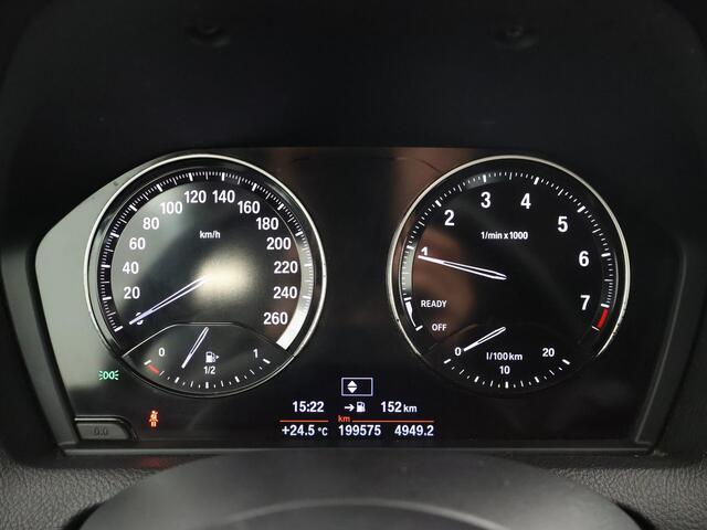 BMW 1-SERIE 118i 3-DEURS + LEDER | SPORTSTOELEN | STOELVERW. | 18 INCH