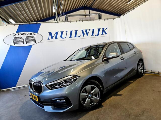 BMW 1-SERIE 118i Introduction Edition / Virtual / Sportstoelen / NL Auto