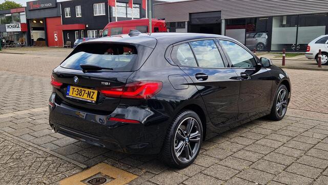 BMW 1-SERIE 118i