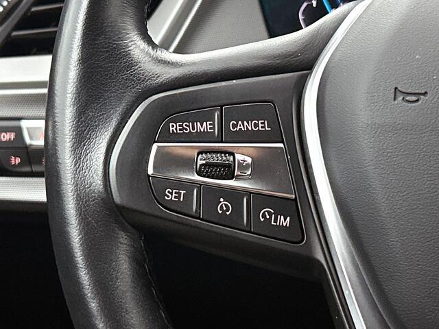 BMW 1-SERIE 116i Business Edition Plus CARPLAY STOF-LEDER NAVI