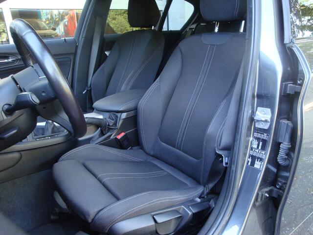BMW 1-SERIE 118i Edition M Sport Shadow High Executive