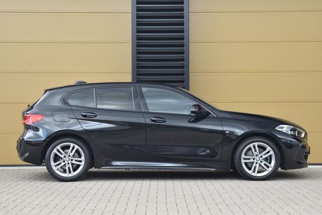 BMW 1-SERIE 118i Business Edition * M-Sportpakket * Hifi * Live Cockpit Professional *