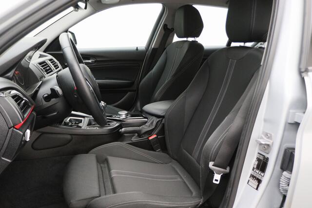 BMW 1-SERIE 118i Sport