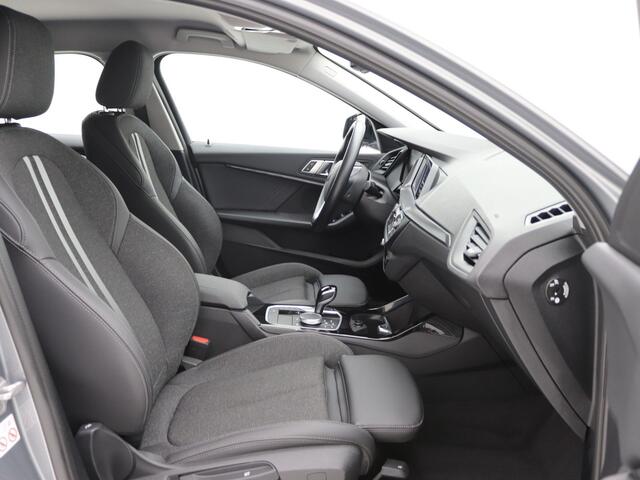 BMW 1-SERIE 116i Introduction Edition Aut. SPORTLINE