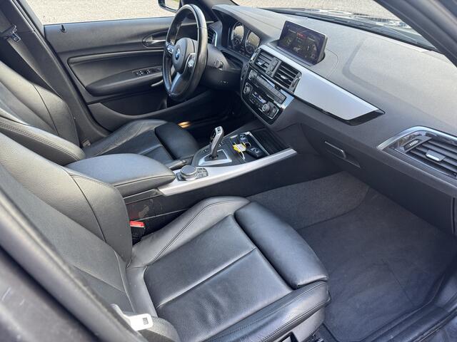 BMW 1-SERIE 118i High Executive M Sport Stoelverw/Clima/LED/Navi