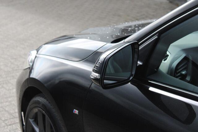 BMW 1-SERIE 120i High Executive Edition 178pk | Harman en Kardon | Panoramadak | Head-up display | M-Pakket