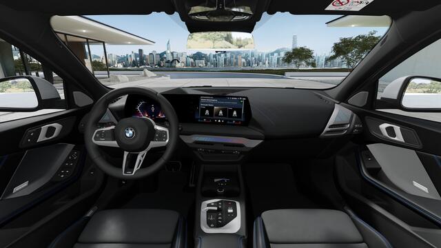 BMW 1-SERIE 120 High Executive M Sport Automaat / Panoramadak / Sportstoelen / M Adaptief onderstel / Comfort Access / Adaptieve LED / Head-Up / Harman-Kardon