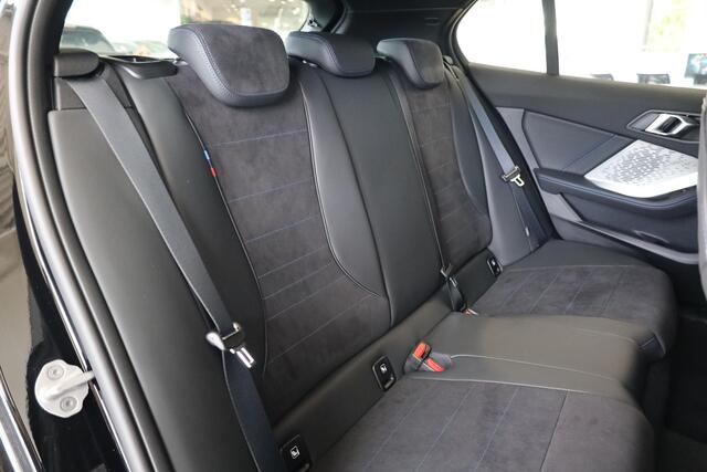 BMW 1-SERIE 120 M Sportpakket | Driving Assitant | Achteruitrijcamera | Stoelverwarming