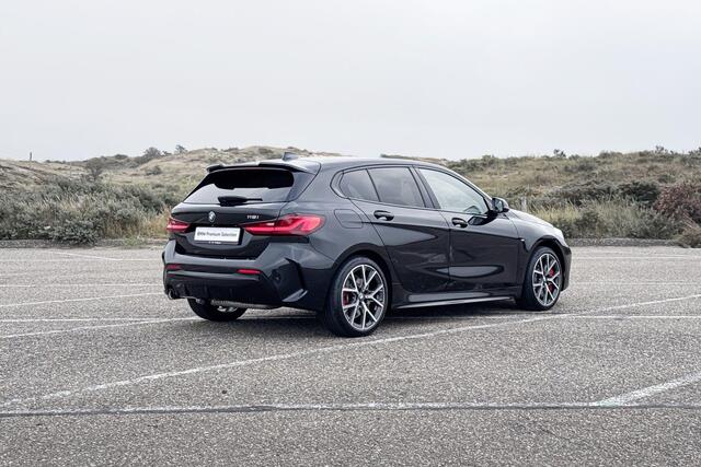 BMW 1-SERIE 118i | M Sport Pro | Stoelverwarming | Trekhaak |
