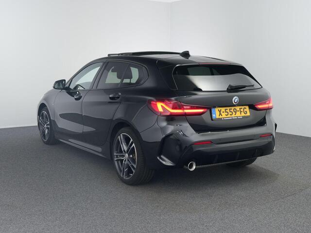 BMW 1-SERIE 118i Corporate High Executive | M sport | 18inch | Pano | Black |