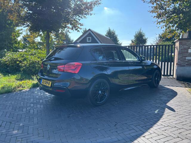 BMW 1-SERIE 118i Corporate Lease Executive M-Pakket | Apple CarPlay | NL-Auto |