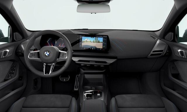 BMW 1-SERIE 120 High Executive | M Sportpakket Pro | Harman Kardon | Iconic Glow | Panoramadak | Innovation Pack