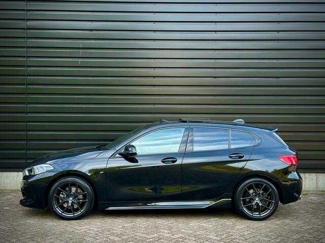 BMW 1-SERIE 118i M-PERF. M135 PANO|SCHAALSTOEL|HUD|CAMERA