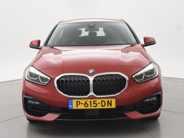 BMW 1-SERIE 116D LESAUTO DUBBELE BEDIENING HANDGESCHAKELD + CAMERA | SPORTSTOELEN | LED