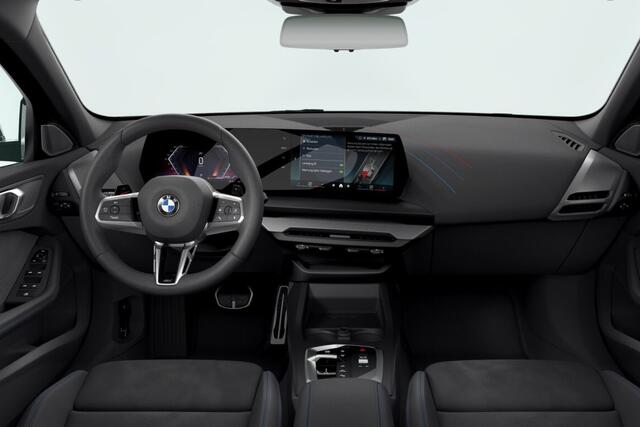 BMW 1-SERIE 120 | M Sport Pro | Premium Pack | Harman Kardon | Glazen Panoramadak