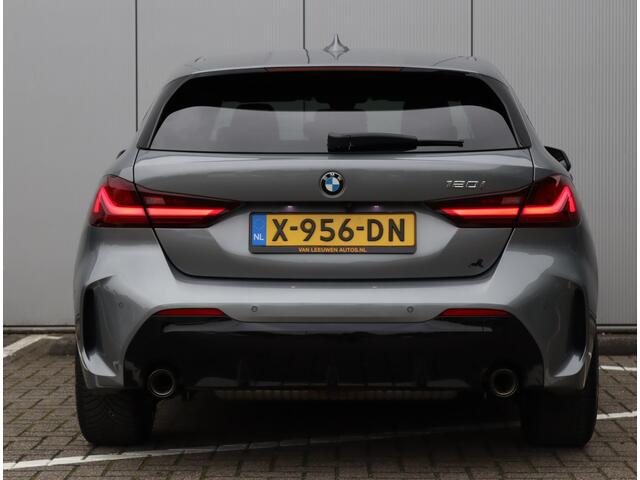 BMW 1-SERIE 120i M-sport | Head-up | Leder | Panoramadak | Camera | Org. NL