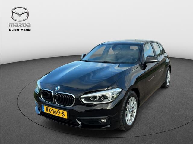 BMW 1-SERIE 118i Executive Aut [ Nav Pdc Cruise ]