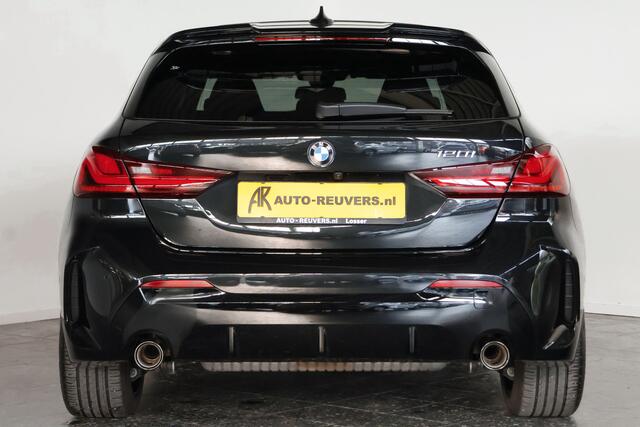 BMW 1-SERIE 120i M-Sport / Opendak / Kuipstoel / LED / Cam / CarPlay