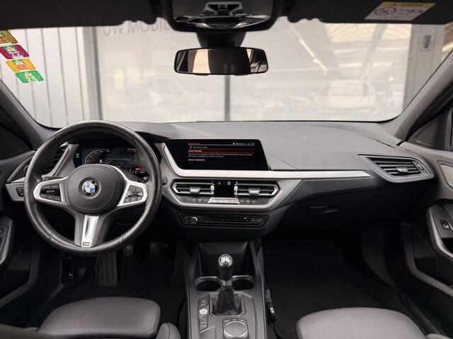 BMW 1-SERIE 118i Executive | Virtual | Navigatie
