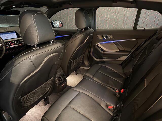 BMW 1-SERIE 120i High Exe | Pano | Head-up | Keyless | H&K | Leder
