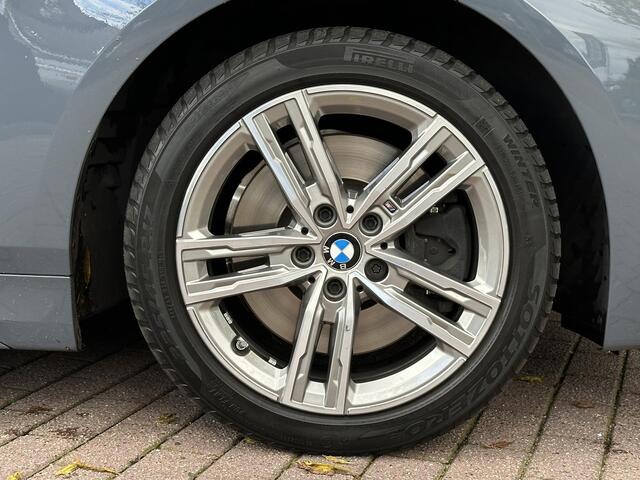 BMW 1-SERIE 120d High Executive M Pakket Panoramadak LED Ambient 17"LM