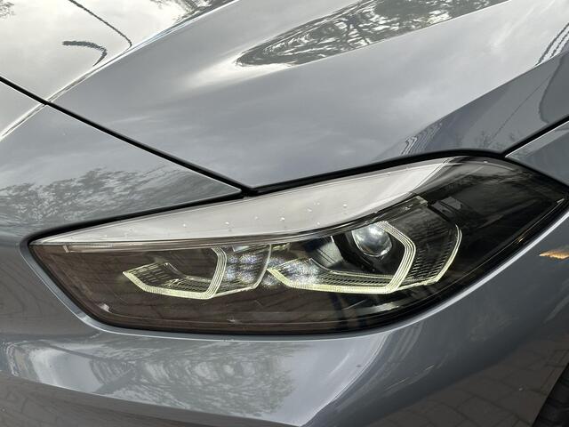 BMW 1-SERIE 120d High Executive M Pakket Panoramadak LED Ambient 17"LM