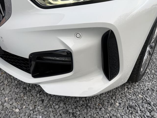 BMW 1-SERIE 118i High Executive M-Sportpakket 5-drs
