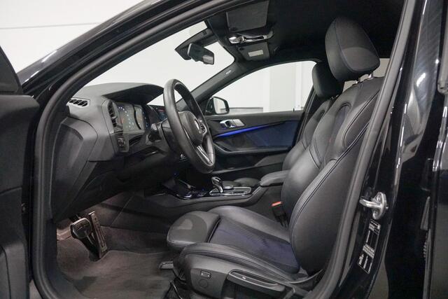 BMW 1-SERIE 118i M-Sport | CarPlay | Stuurverwarming