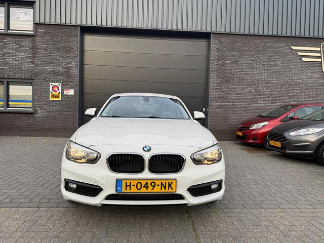 BMW 1-SERIE 116i Centennial High Executive | 1E EIGENAAR | 12MND GARANTIE | AIRCO | CRUISE | STOELVERWARMING | LMV |