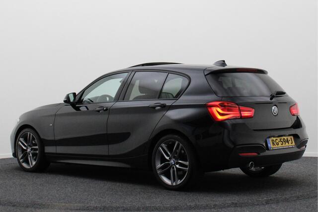 BMW 1-SERIE 118i Executive M Sport Automaat Schuif-/kanteldak, Camera, Navigatie, Climate, LED, 18"