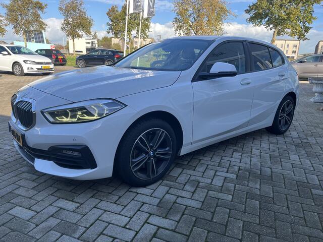 BMW 1-SERIE 116i Business Edition / Clima / Virtual / Led / Pdc 50%deal 8975 ACTIE