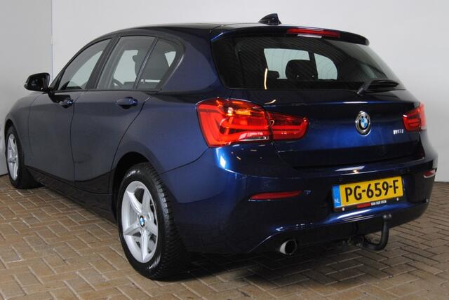BMW 1-SERIE 118i Corp. L. Exec.