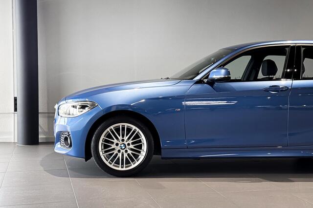 BMW 1-SERIE 120i High Executive | M Sport | Harman Kardon | Stoelverwarming | Comfort Access |
