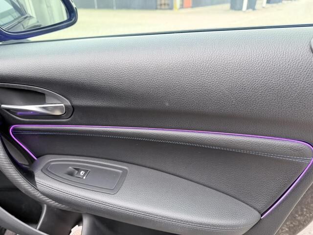 BMW 1-SERIE M140i xDrive Edition Shadow High Executive OPEN DAK | ACHTERUIT RIJ CAMERA | NAVIGATIE | SFEERVERLICHTING | HARMANKARDON | F1 STUUR | LEDER | ELEKTRISCHE STOELEN MEMORY |