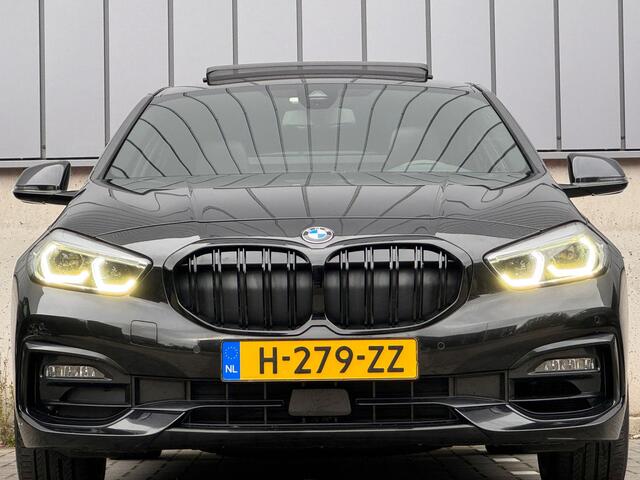 BMW 1-SERIE 118i 140PK Aut. High Exe. Pano Camera Trekhaak