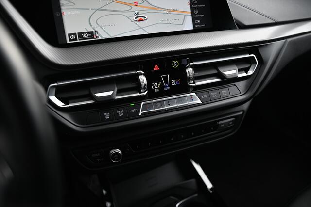 BMW 1-SERIE 118i Executive M Sport Automaat / Adaptieve LED / M Sportonderstel / Live Cockpit Professional / Cruise Control