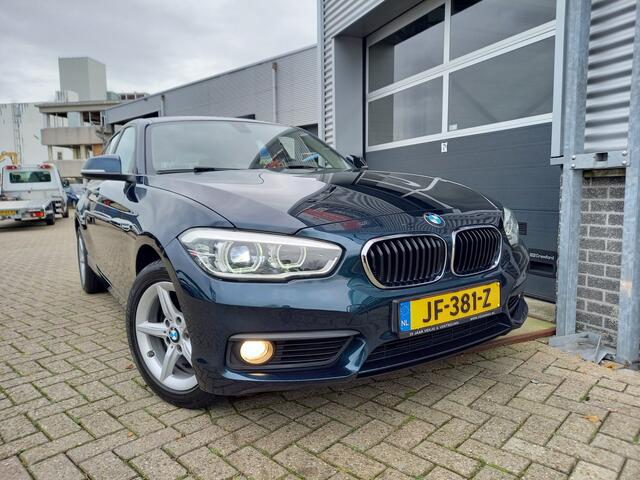 BMW 1-SERIE 118i Corporate Lease Essential - CARPLAY/ANDROID - XENON - PDC - NAVI - CRUISE - NL AUTO -