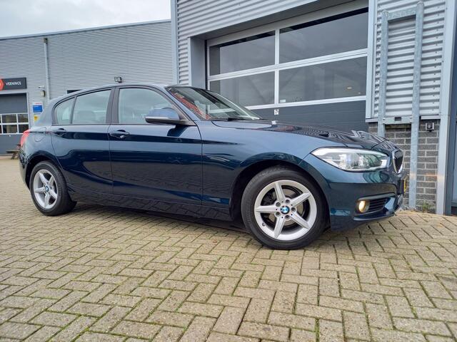 BMW 1-SERIE 118i Corporate Lease Essential - CARPLAY/ANDROID - XENON - PDC - NAVI - CRUISE - NL AUTO -