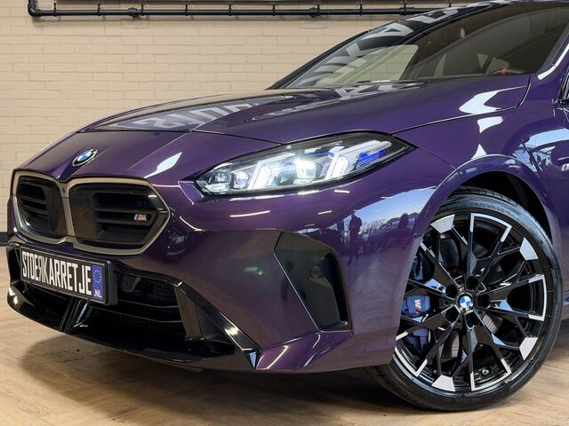 BMW 1-SERIE M135 300pk xDrive | Navi Prof | HUD | HK | 360 | 19" | Led | ACC | Blindspot | 100% Dealer Onderhouden!