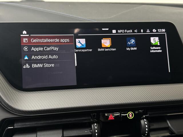 BMW 1-SERIE 118i High Executive | Stoelverwarming | Navi | PDC | Clima |