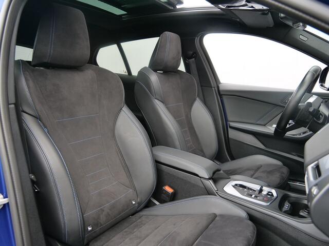 BMW 1-SERIE 120 150 Pk Automaat Navi / DAB / Schuifdak / Apple carplay / Camera