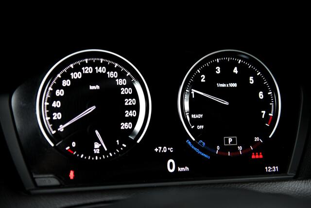 BMW 1-SERIE 118i I Navi I 18 inch I Automaat I LED koplampen