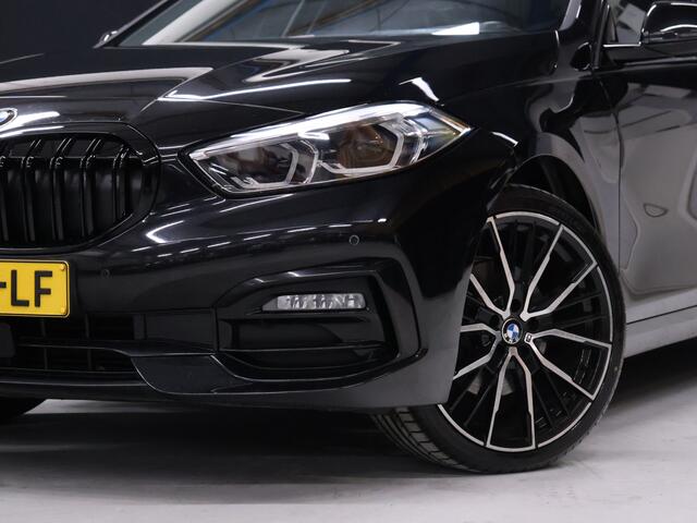 BMW 1-SERIE 118i Sport Line [APPLE CARPLAY, ANDROID AUTO, CRUISE CONTROL, PDC V+A , AUTOMATISCHE AIRCO, LANE ASSIST, BMW LED, NIEUWSTAAT]