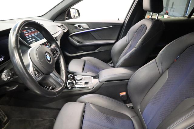 BMW 1-SERIE 120i M-Sport Navigatie Full-led