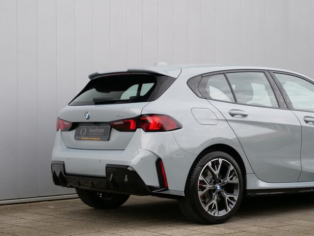 BMW 1-SERIE 116 automaat 123pk M Sportpakket Pro Stoelverwarming / Camera / Keyless entry