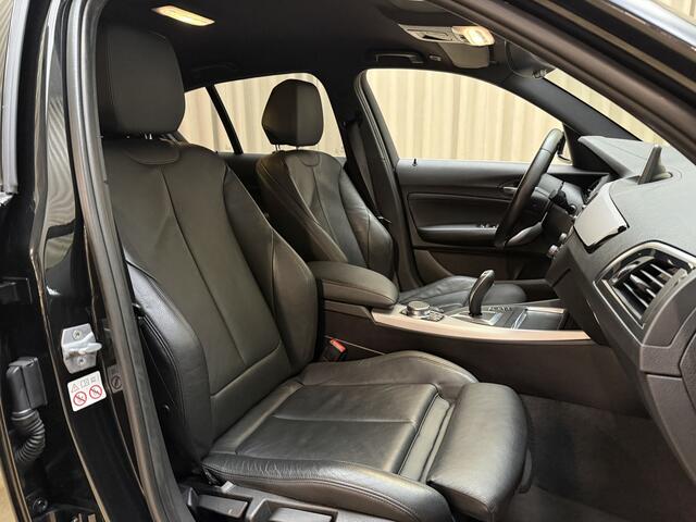 BMW 1-SERIE 118i High Executive M-Sport / Org.NL! / Digital Cockpit / Navi Pro / Leder / Stoelverwarming / Cruise / LED / 18'' LMV